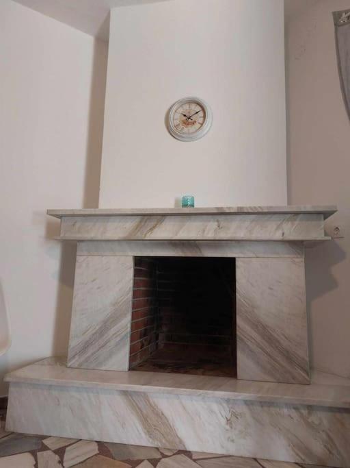 Studio Με Όλες Τις Ανέσεις Vétrina Buitenkant foto